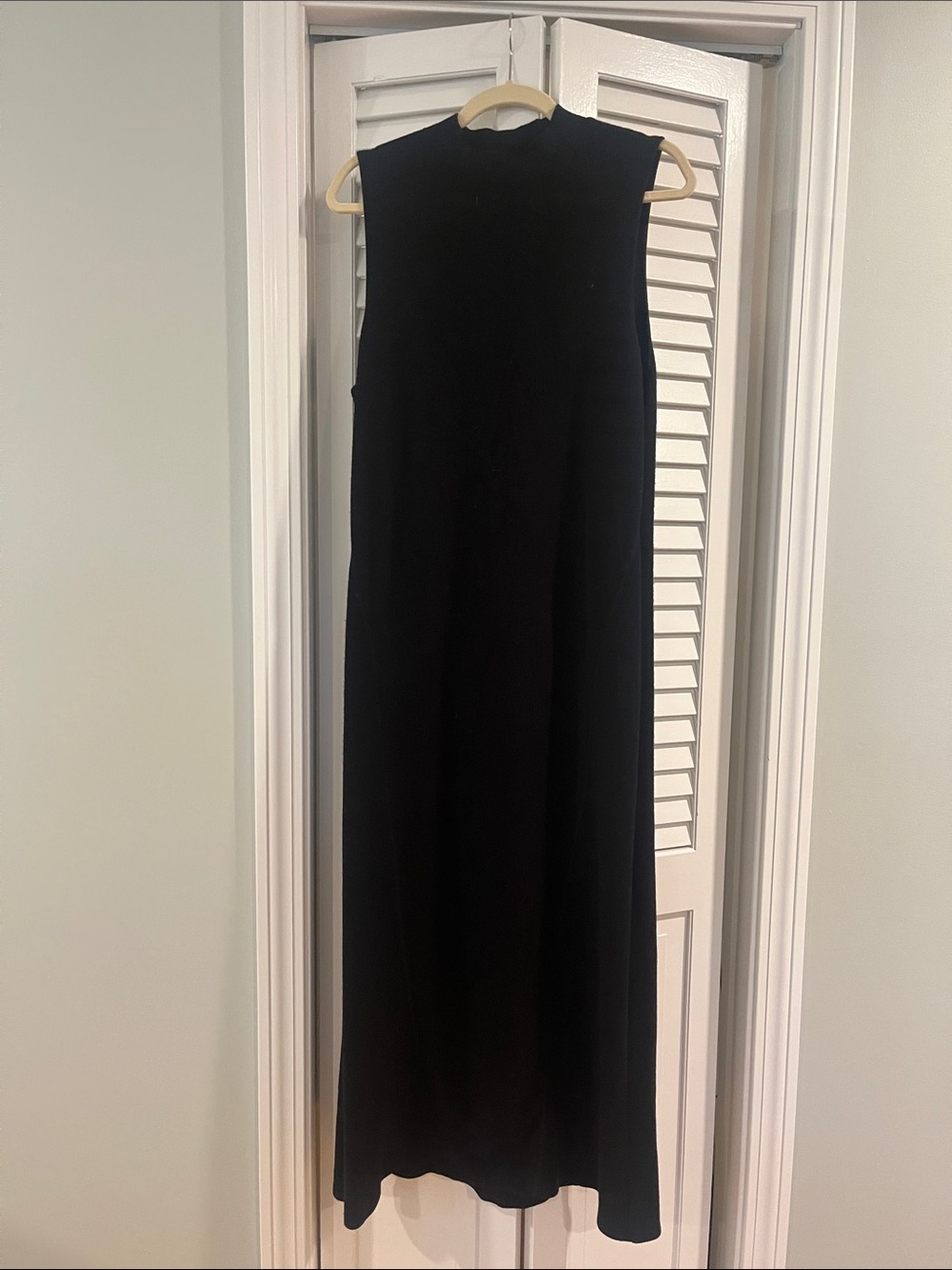 LOFT Black Sleeveless High-Neck Maxi Dress